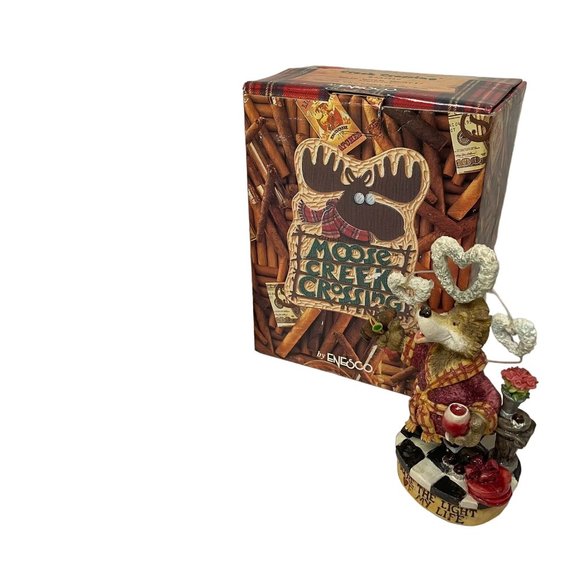 Moose Creek Crossing Wolf With Hearts Figurine Dad Father’s Gift 4 12 - Picture 12 of 13